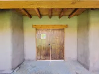 Casa Celia - Authentic Hacienda home in Taos with modern features