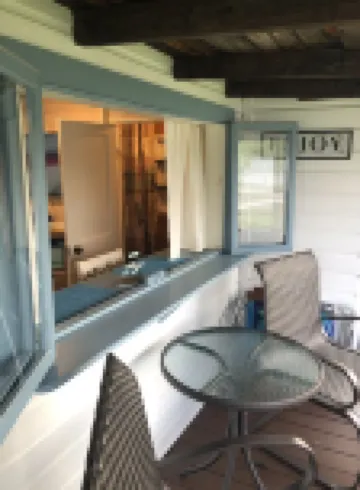 Cottage steps away from Newfound Lake. Relax and enjoy the view.