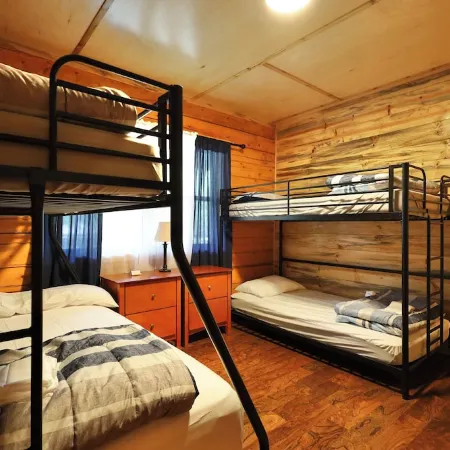 Old Mill Cabin #2 - on the Little MO River, Large Yard, Bunk Room!