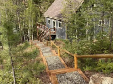 At Catamount trailhead. Secluded. Game Room. Pet Friendly Hotels in Green Mountain Falls