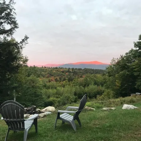 R&R White Mountain Retreat, Hillside with Extraordinary Views!