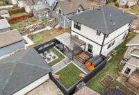 14guests, gameroom, theatre, sauna in the center of twin cities