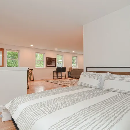 Amazing HUGE 6 bdrm Sebago Lake Waterfront Home