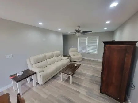 2 BR Beautiful new home near Mammoth Cave.