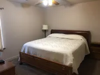 1103 S Boston Place <br>Lake Dardanelle, Mt. Nebo, and Arkansas Nuclear One Hotels near Arkansas Tech University