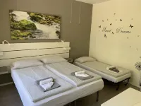 Apartment with 2 rooms and beautiful lake view