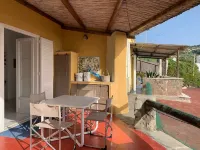 House with pool 100m from the sea, 500m from the spa of Poseidon.