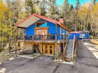 Farmhouse Cabin * Secluded 2.5 acres * Pet Friendly