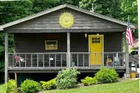 Rise and Shine فنادق في Menifee County