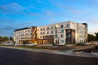 Courtyard Fresno Clovis - Swimmingpools