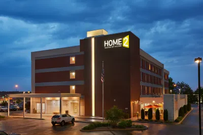 Home2 Suites by Hilton Youngstown West/Austintown Отели рядом с достопримечательностью «Strock Stone House»