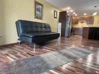 Our Boatyard Loft and Suites Unit A