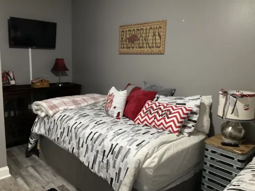 Million  dollar VIEW, SLEEPS 6, KING, QUEEN, 2 DAY BEDS WITH ALL LINENS, 4 TVs