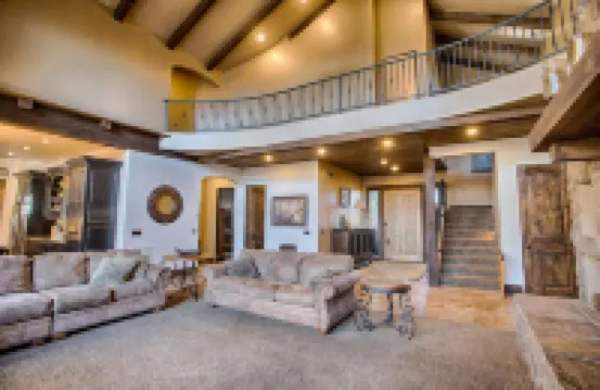 Beautiful Torreon Cabin Retreat in the Pines -20+