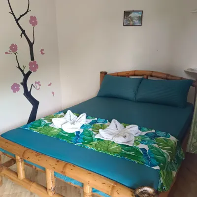 Greenhut Pension & Bar Hotels near Canuba Beach