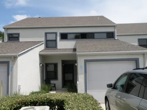 Relaxing Ocean View Getaway: Sea Winds Beach Condo.