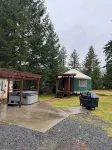 Pacific Yurt at the Foothills of Mount Rainier with New Hot Tub-Fire Pit-Wifi - アパートメント