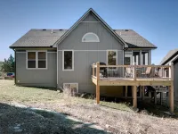 Luxury 5BR Escape-Private HotTub,  Pool&Splash Pad&Play Ground
