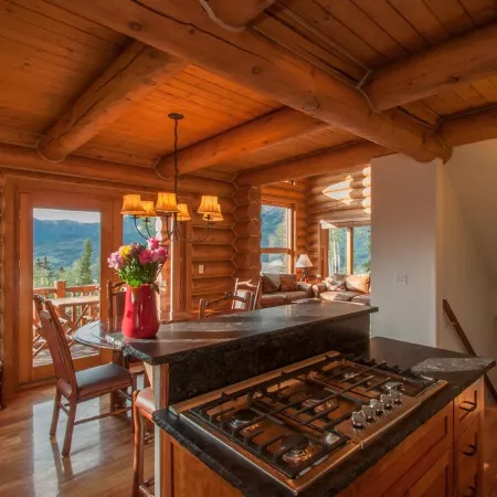 4 BR Mountain Village Luxury Log Home - Great Views, Sleeps 10