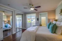 Bright 1735 SF, 2 Suits. Centrally Located  From  the Bay to the Sea in min’s.