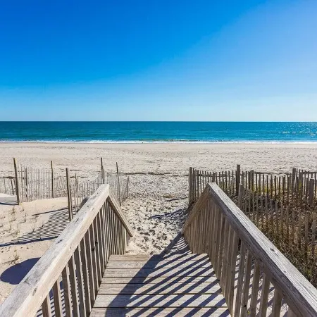 Waterfront Soundside Cottage with Private Dock - Steps to the Beach! Sleeps 4.