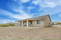 Modern marble beauty with easy access to hiking, UTV, and mountain bike trails