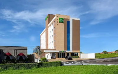 Hotel Euro Suite São Jose do Rio Preto by Nacional Inn Các khách sạn gần Sân bay Sao Jose Do Rio Preto