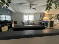 Charming 2-bedroom mobile home with WiFi and AC in Okeechobee