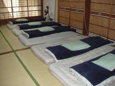 Mariko Minpaku is an Old Folk House Along the Bypa Hotel di Shizuoka