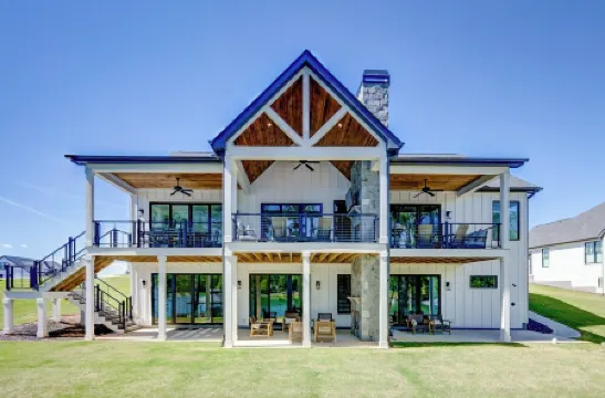 Brand New 6Br/6BA Luxury Home, 20 Min to Clemson. Flat Lot/Firepit/Pool Table!