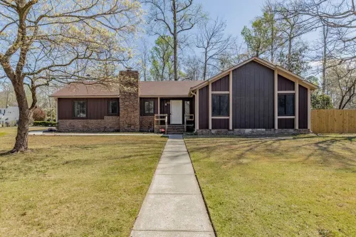 Large Family House 15min to Base