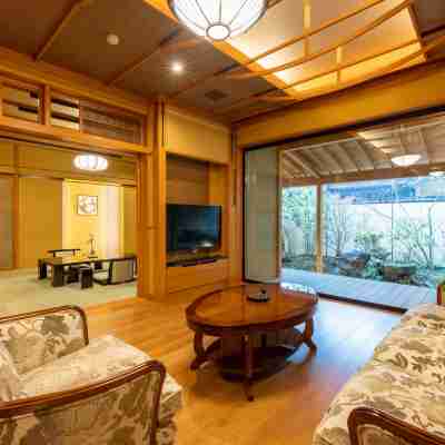 紫苑亭旅館 Rooms