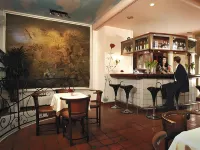 Hôtel de la Rose Hotels in Marly