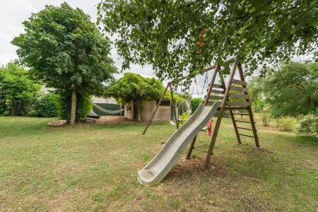 Champ de Gain: family home with swimming pool 10 minutes from Futuroscope