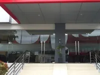Bunda Hotel Bukittinggi ブキティンギのホテル