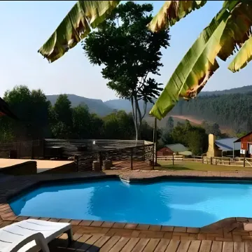 Tsanana Log Cabins and Mullberry Lane Suites
