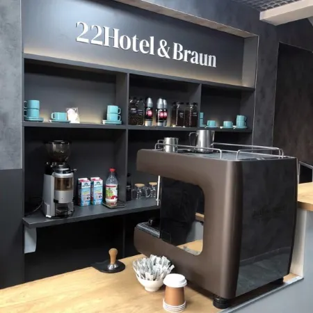 Hotel & Braun (Отель & Браун)