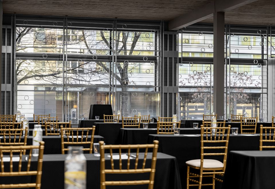 킴프턴 팔라디안 호텔 객실 이미지