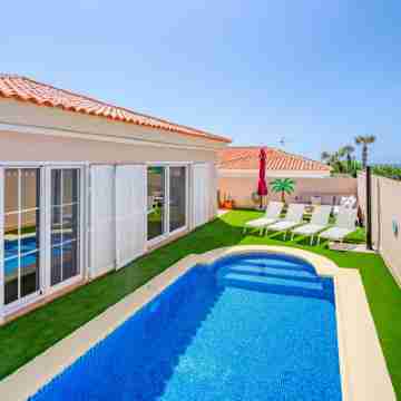 Mila Moon Fitness & Recreational Facilities