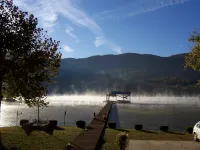 Tennessee River Bed and Breakfast Retreat! Lakefront! No Fees!