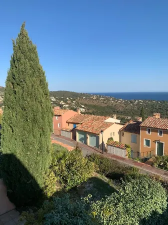 Small but nice - panoramic sea view - Magnifique!