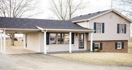 Lawsons Landing-On the Bourbon Trail