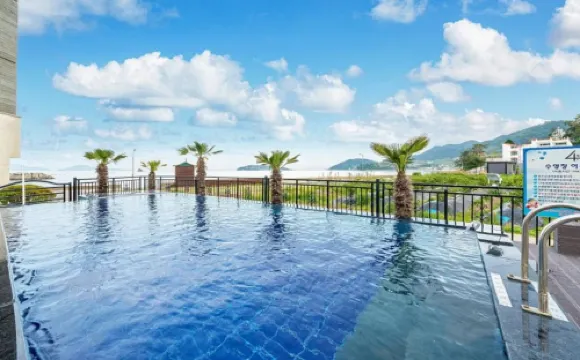 Geoje Island Four Season Pension