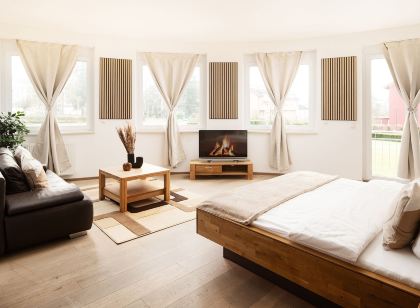 Hotel Vier Jahreszeiten direkt an den Kliniken und Therme Bad Krozingen, nahe Freiburg