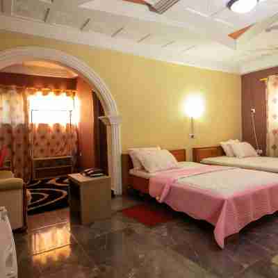 Glamossay Hotel Rooms