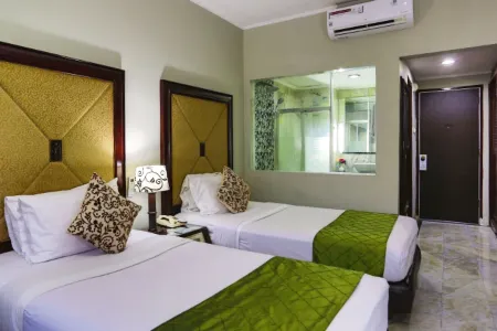 John's Pardede Hotel Internasional