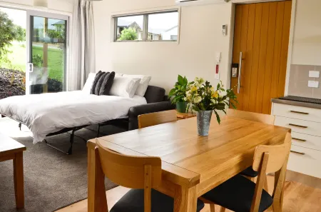 Aviator Отели рядом с достопримечательностью «Те-Рева-Рева»