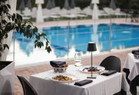 Hotel Michelino Bologna Fiera - piscina
