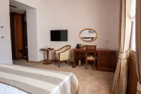 Hotel Stara Lika - Parking