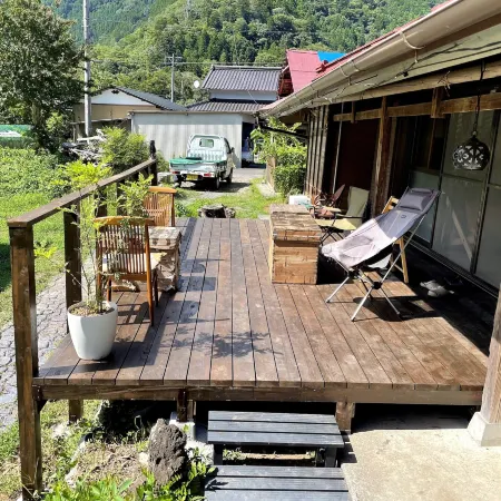 Guesthouse Voketto - Hostel